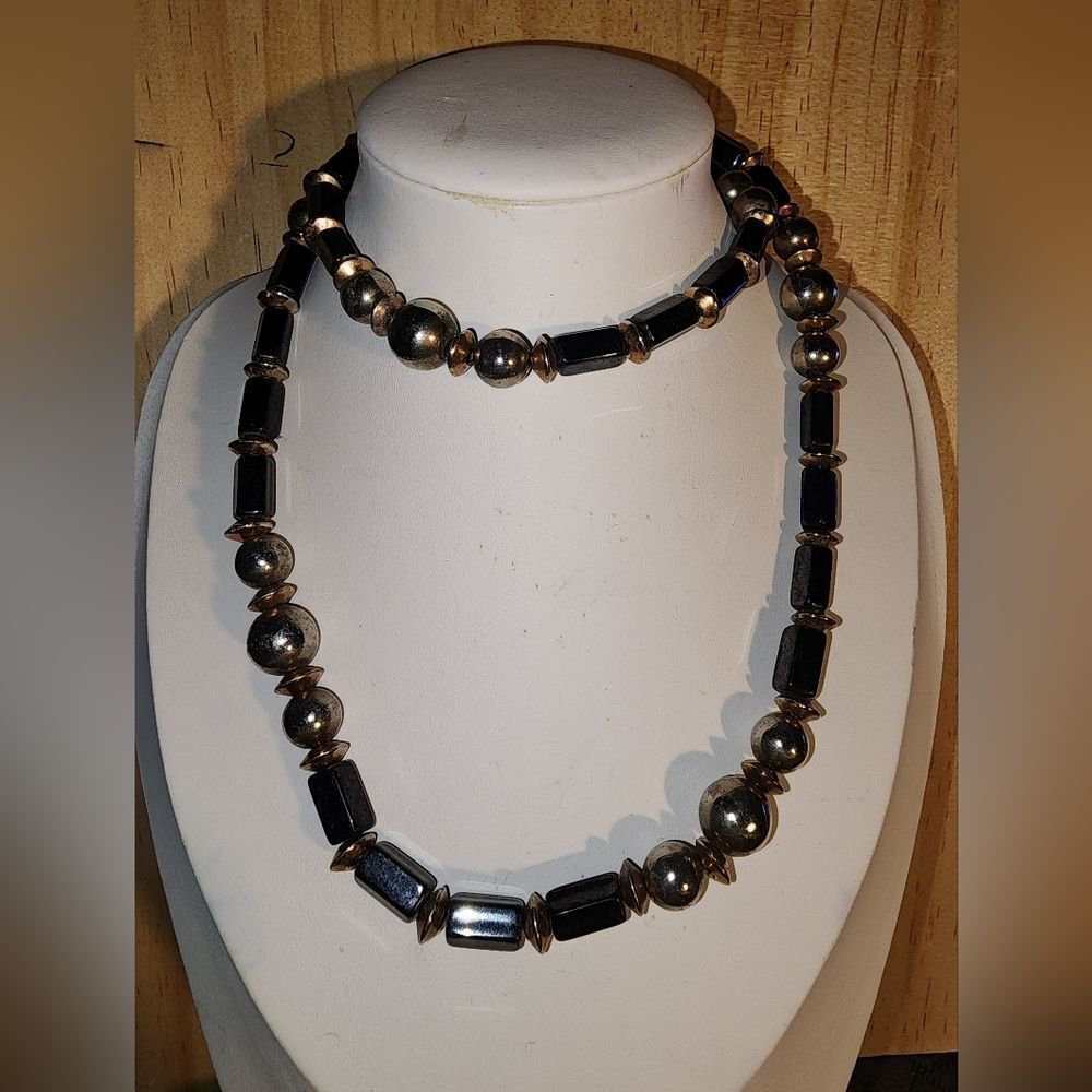 Design by Paula necklace Vtg black and gold beads 28"